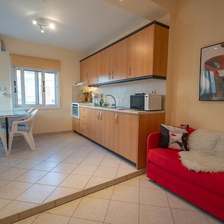 Attica Train Station 1 Bedroom 4 Pers Apartment Atene Esterno foto