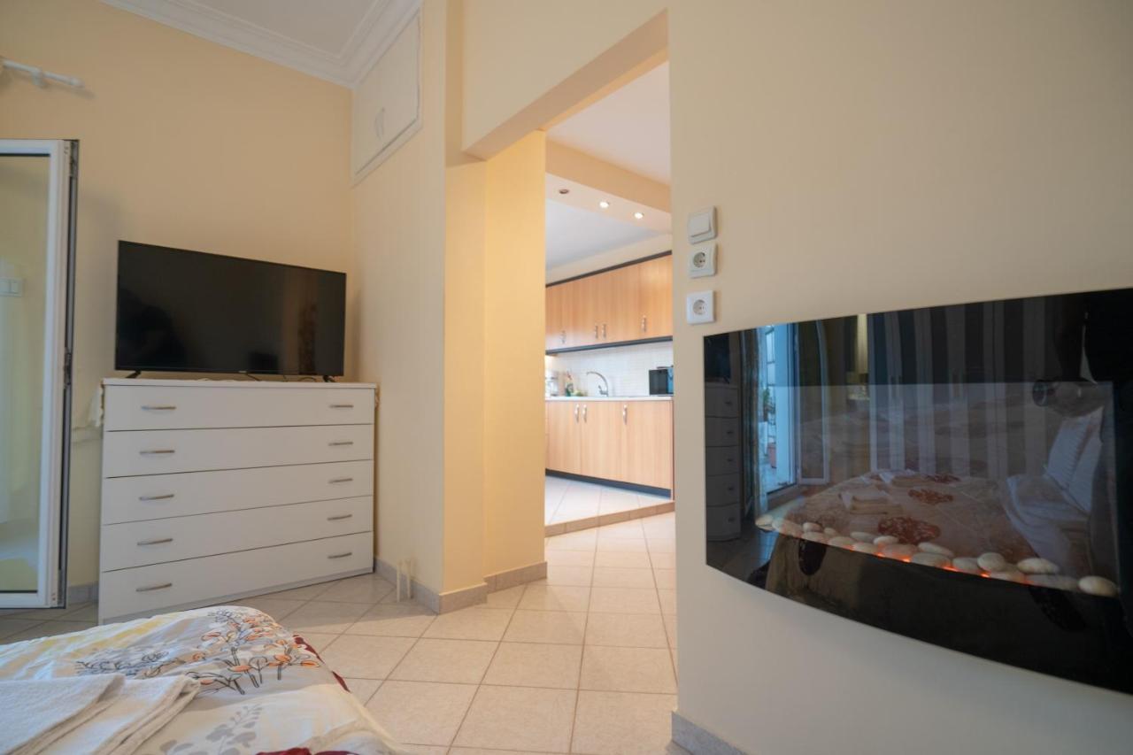 Attica Train Station 1 Bedroom 4 Pers Apartment Atene Esterno foto