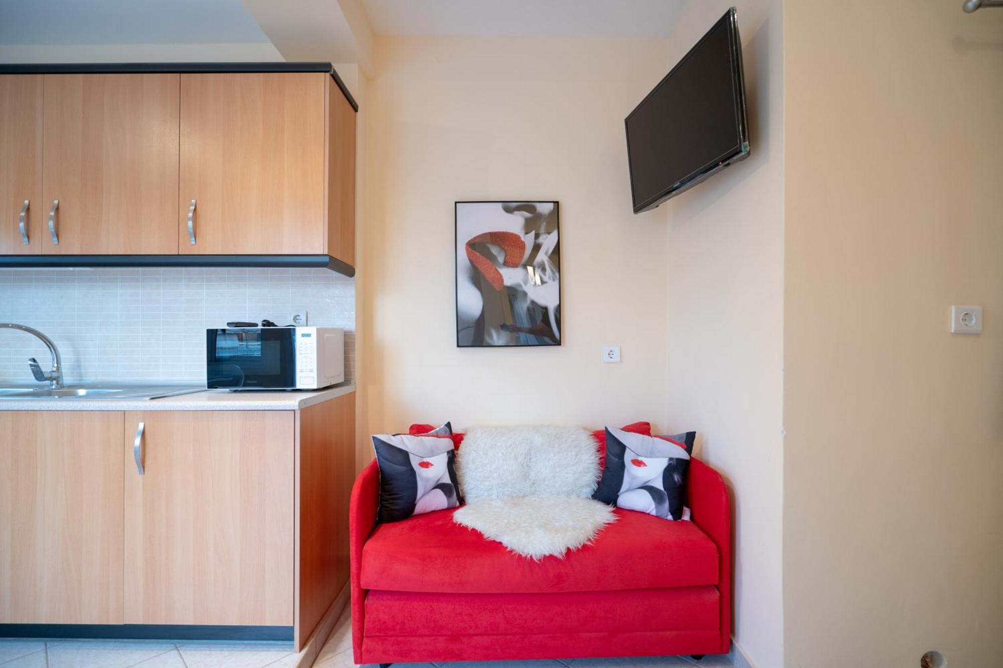 Attica Train Station 1 Bedroom 4 Pers Apartment Atene Esterno foto