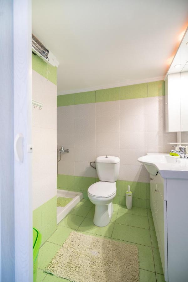 Attica Train Station 1 Bedroom 4 Pers Apartment Atene Esterno foto