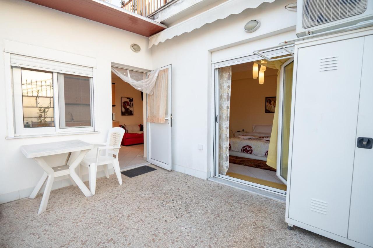 Attica Train Station 1 Bedroom 4 Pers Apartment Atene Esterno foto